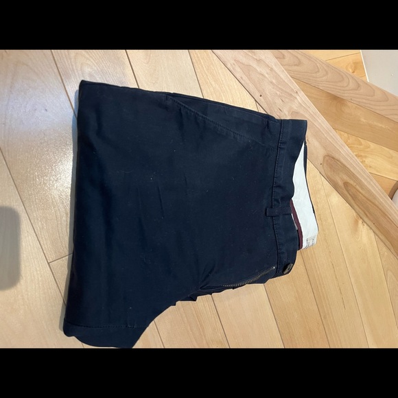 Club Monaco Modern Slim Fit Connor Chino - Picture 2 of 5